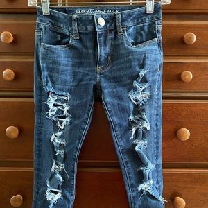 ripped american eagle jeggings